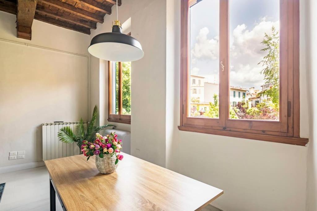Modern Loft 1 Min To Basilica Of Santa Croce Apartamento